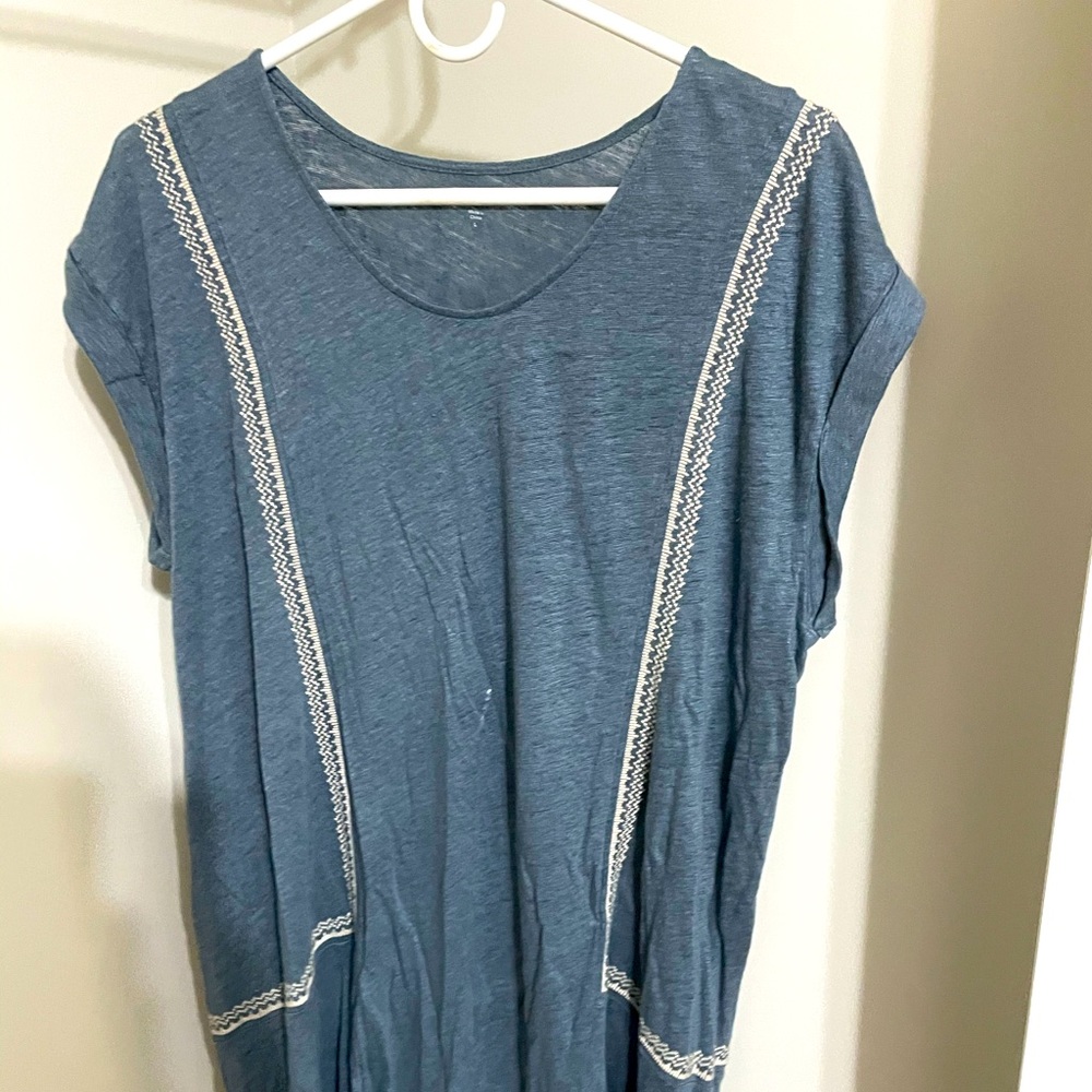 Dusty blue comfy casual short-sleeved dress